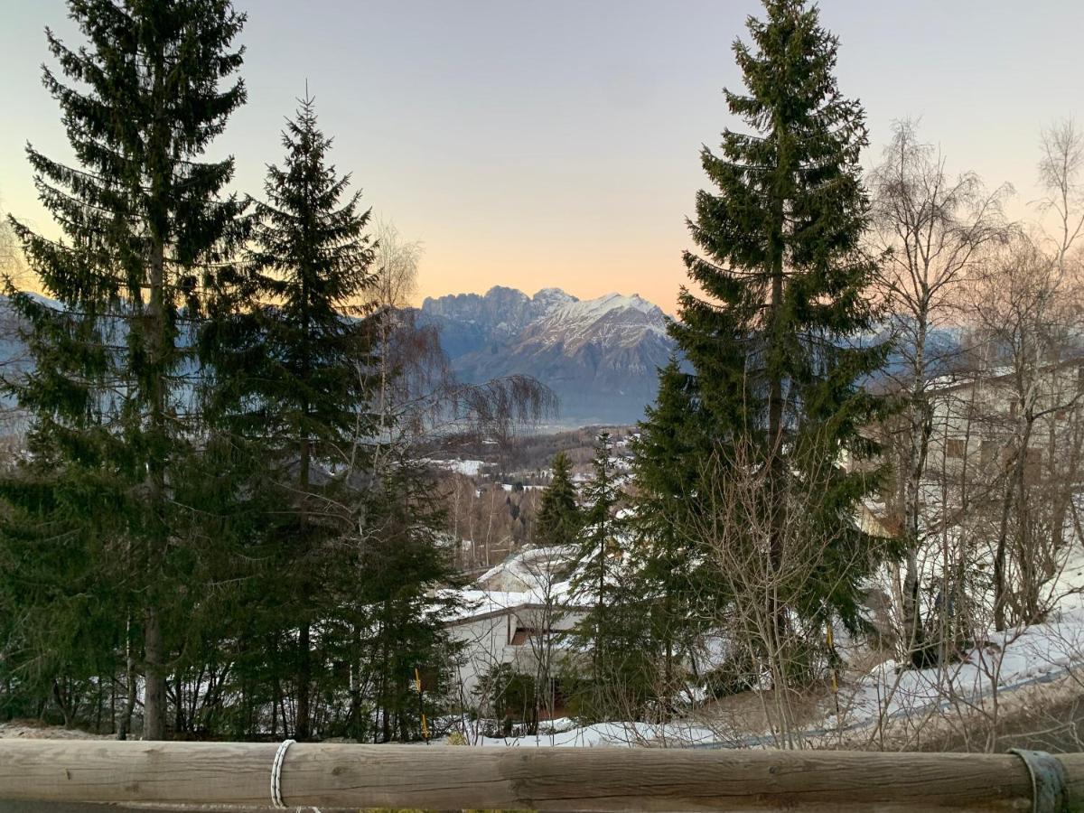 Appartamento Tipico Vista Dolomiti ネヴェガル エクステリア 写真