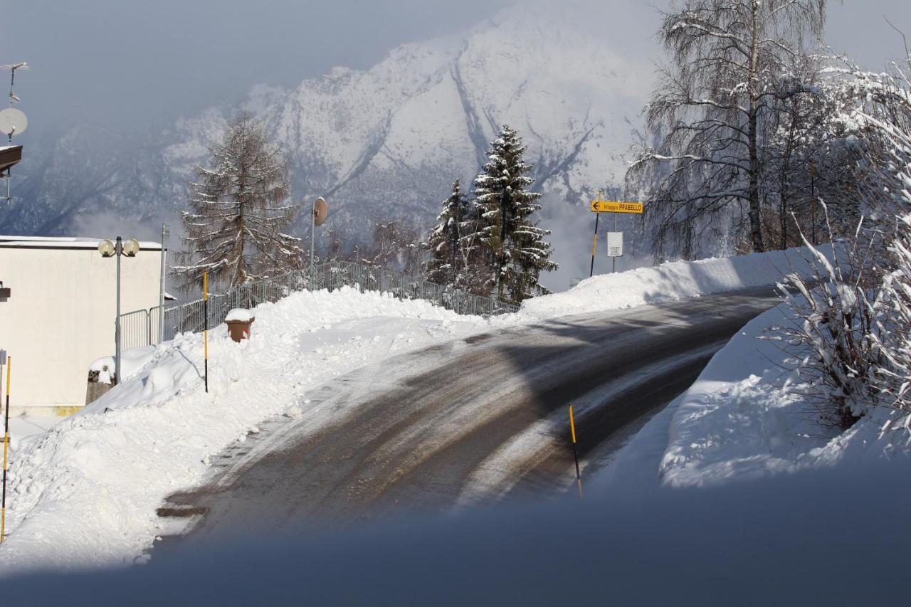 Appartamento Tipico Vista Dolomiti ネヴェガル エクステリア 写真